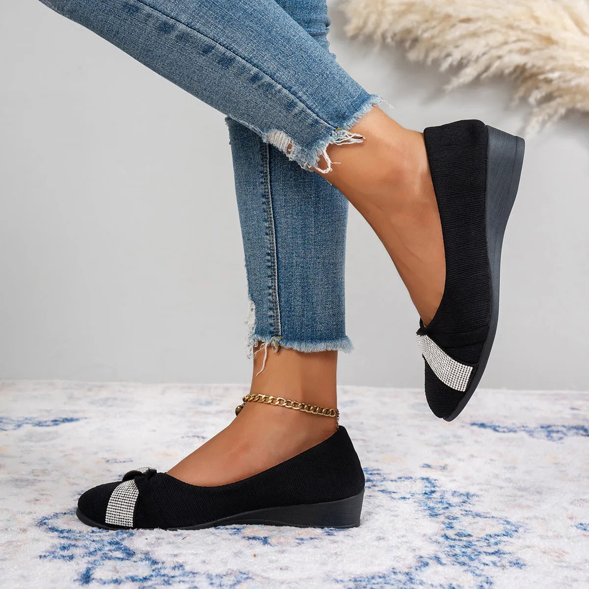Women's black slip-on casual shoes with rhinestones and 6-8cm chunky heel