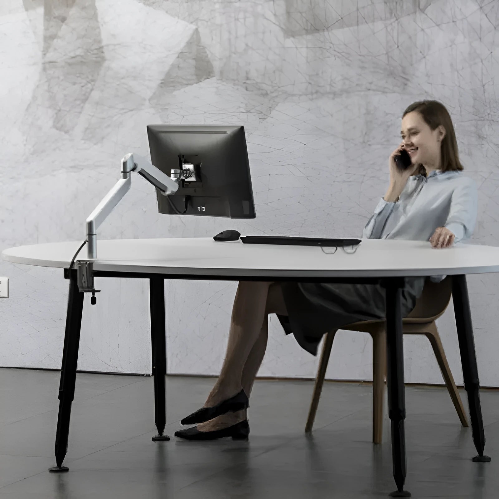 Aluminium alloy laptop cooling stand with air pressure arm bracket in silver or black