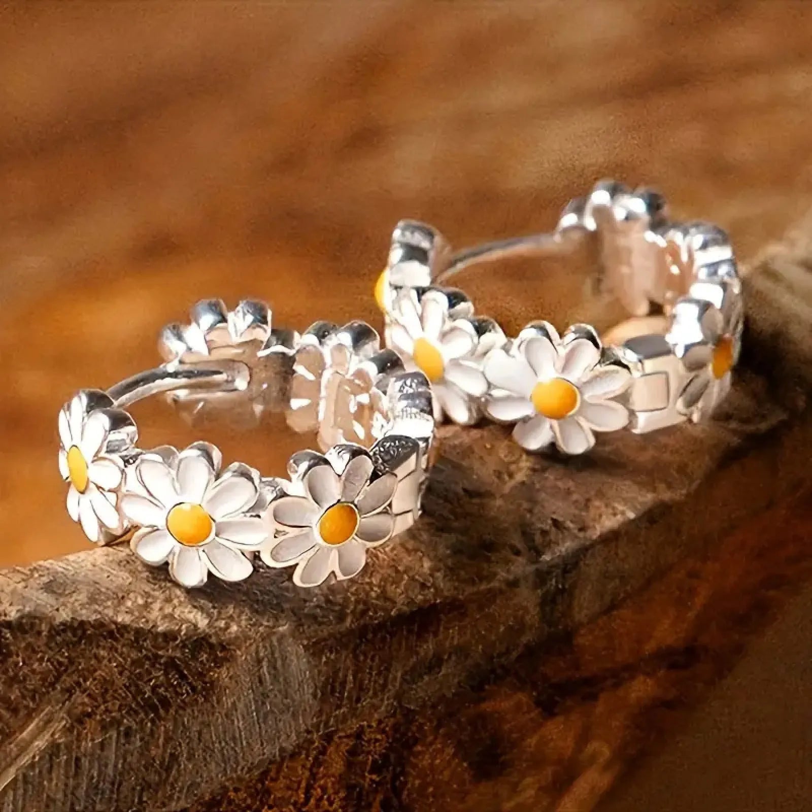 White daisy flower ring earrings with a platinum gemstone inlay on electroplated copper.