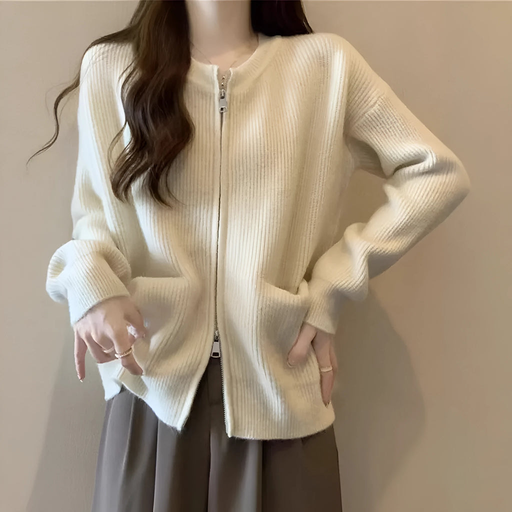 Women's beige viscose sweater coat with long sleeves and cardigan front