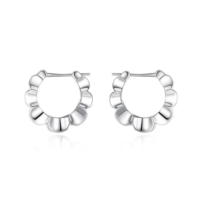 Sterling silver geometric round earrings with electroplated finish and retro simple elegant design