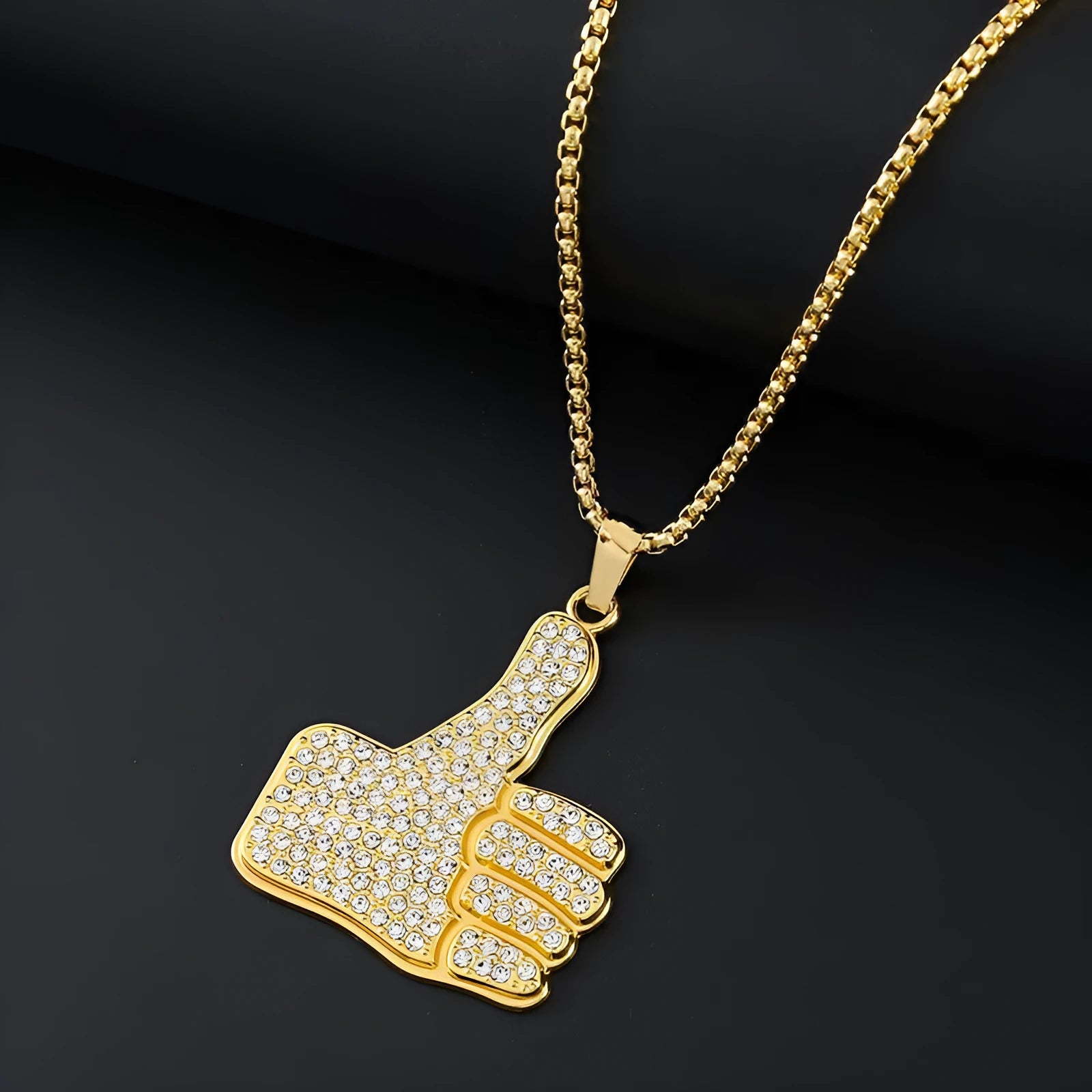 Gold-coloured geometric alloy pendant necklace with an inlaid zircon stone for women.