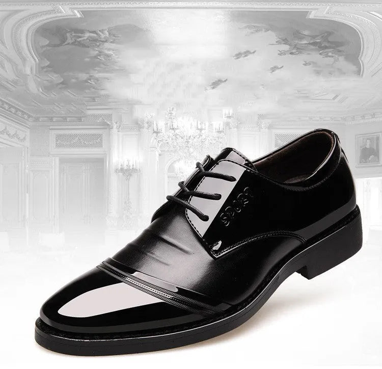 Men's casual Korean pointed leather shoes in black with stitching details and rubber sole