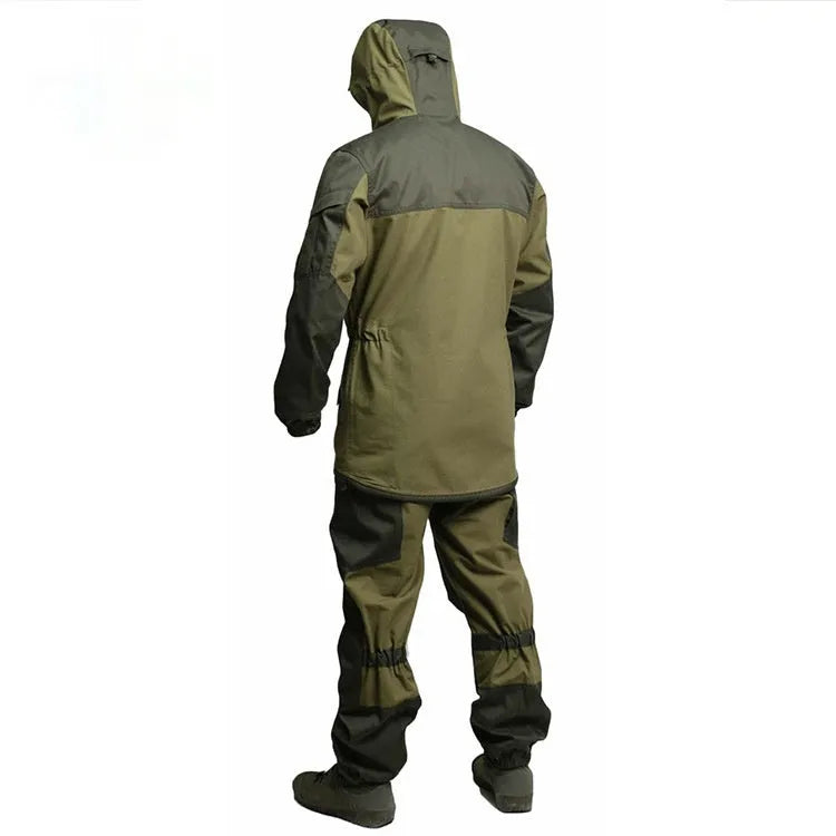 Men's special forces style mountain battle suit jacket and trousers in tactical green colour