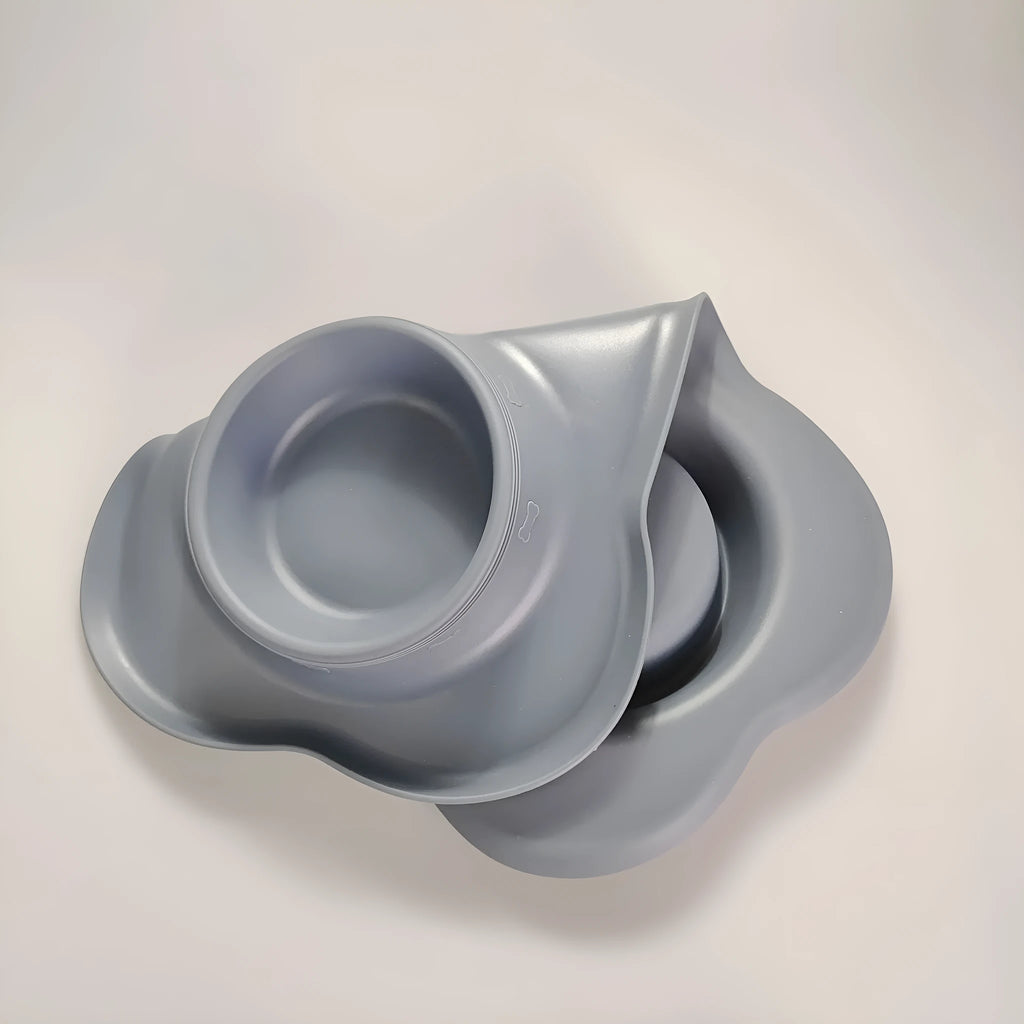 Large silicone dog bowl with stainless steel base in choice of five colours