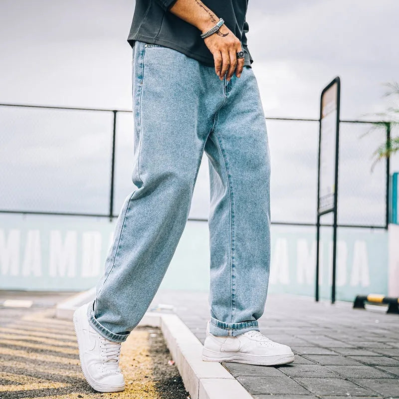 Men's loose straight simple jeans in cotton available in dark blue, light blue and grey colours