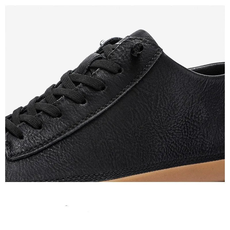 Men's black casual leather shoes with round toe and lace-up closure
