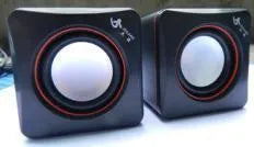 Small black square USB speaker for 700B model computer desktop