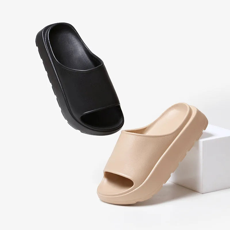 Women's thick-soled fish mouth beach slippers in beige with EVA injection moulded construction