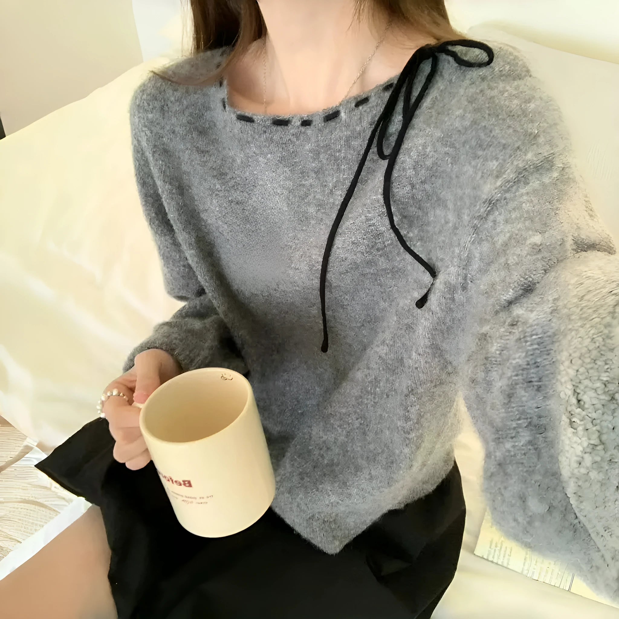 Women's grey loose-fitting knitwear pullover sweater in regenerated cellulose fibre