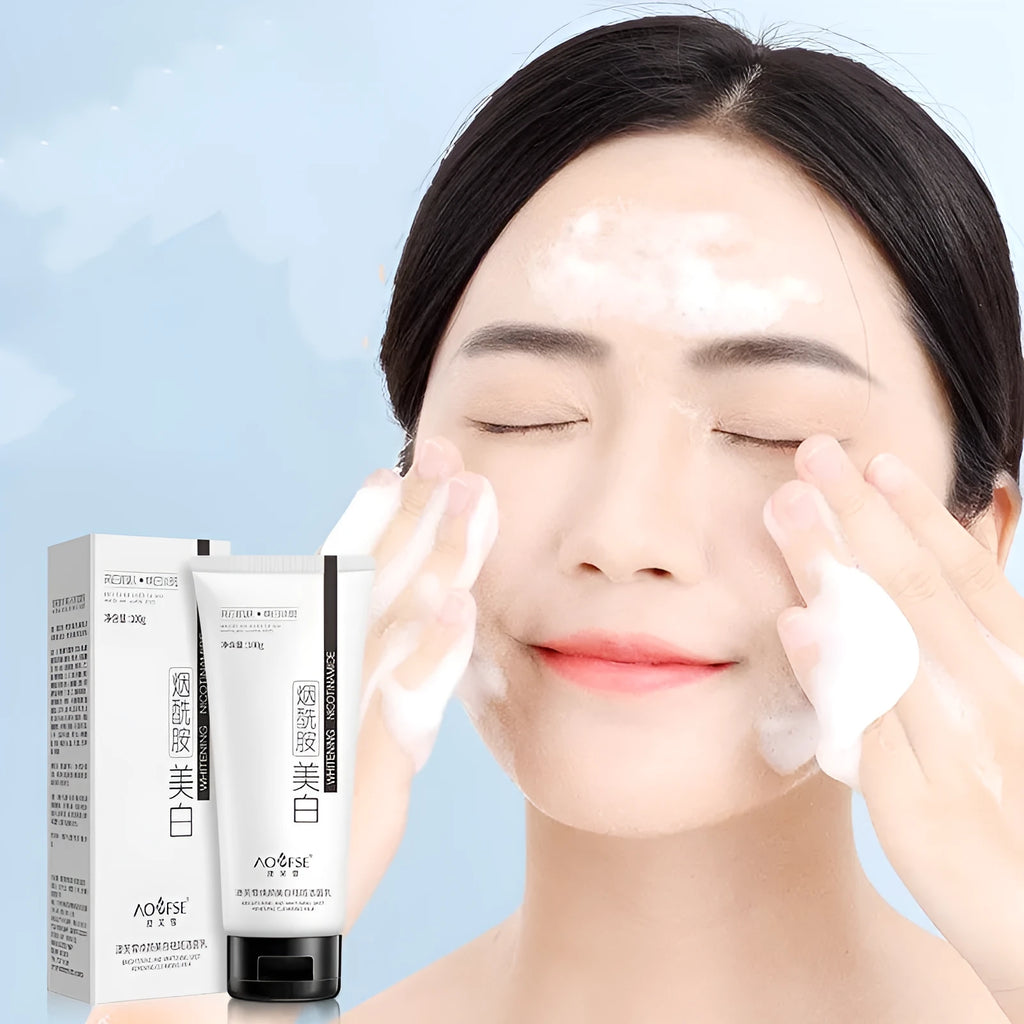 White packaged whitening and freckle removing facial cleanser for pore cleansing