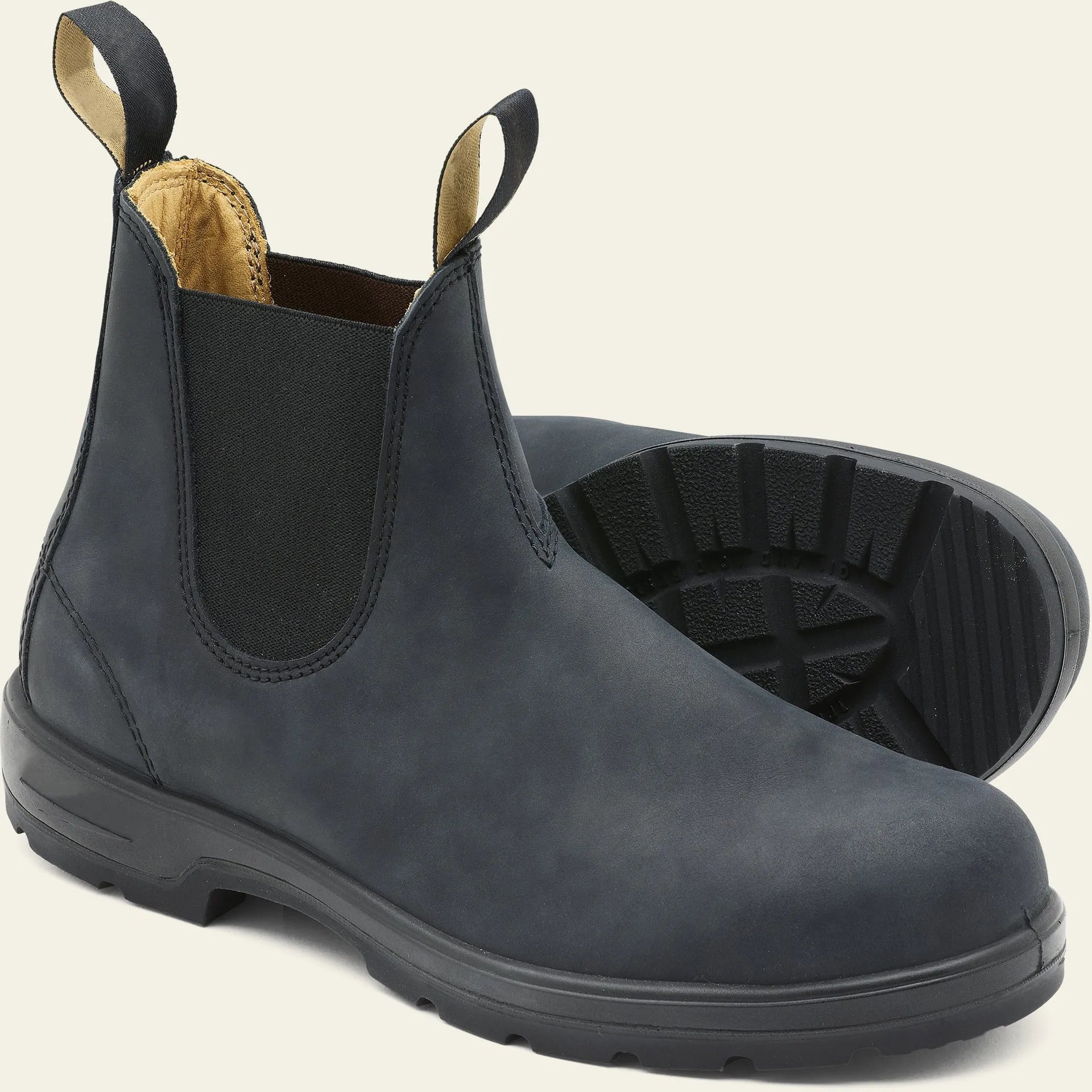 Vintage-style Chelsea boots with car suture detailing on artificial PU upper and beef tendon soles