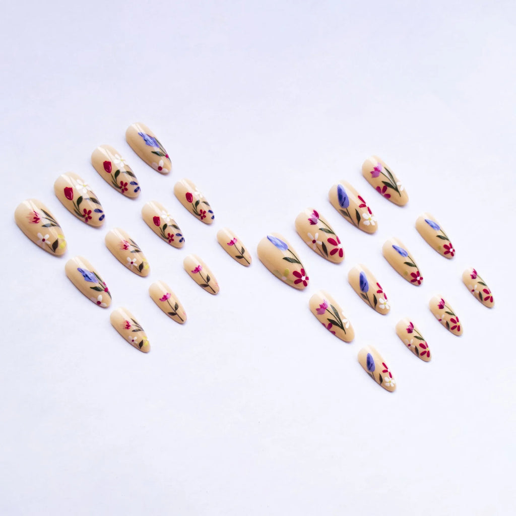 Almond-shaped removable nail armour with floral rose and tulip designs in European American style